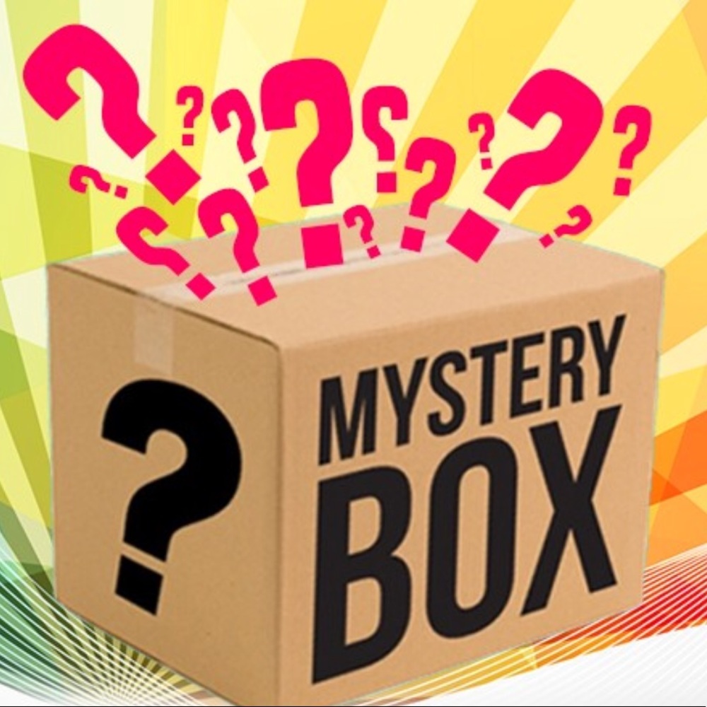 Surprise Bundle of Women T-shirt’s🔥